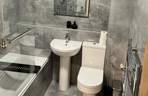 Sefton Park Casa | Stunning 2 Bed Apt "The Court" Opposite Sefton Park.