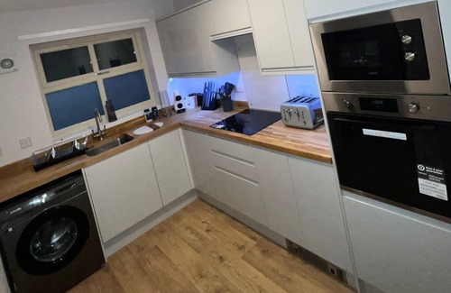Sefton Park Casa | Stunning 2 Bed Apt "The Court" Opposite Sefton Park.