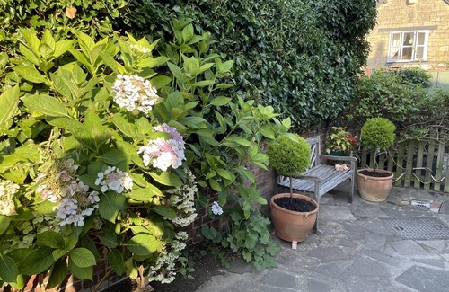 Winchcombe Casa | Stunning 2 Bed Cotswold Cottage Winchcombe