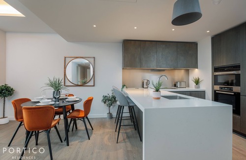 Vauxhall Apartamento | Stunning 2 bedroom apartment in Nine Elms with Pool