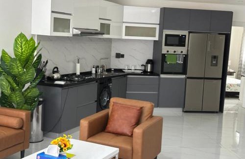 Yof Apartamento | Stunning 2 Bedroom Apartment Overlooking the Ocean