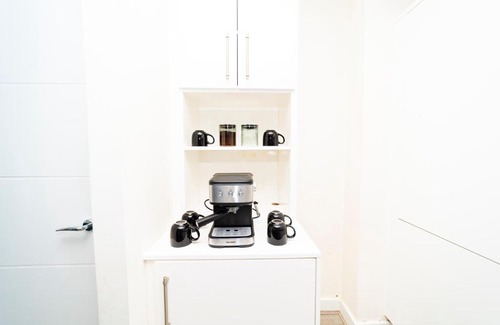 Reading Apartamento | Stunning 2 bedroom Flat near Green park and Stadium