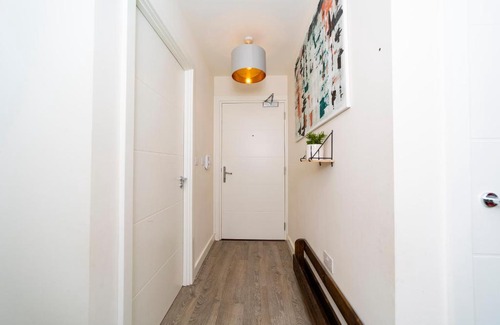 Reading Apartamento | Stunning 2 bedroom Flat near Green park and Stadium