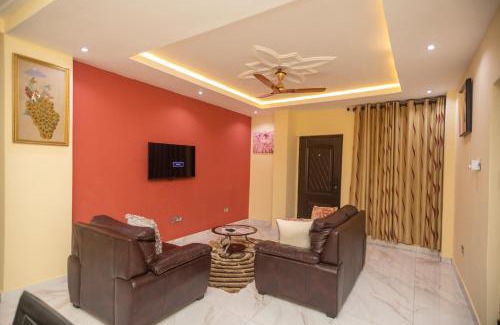 Accra Apartamento | Stunning 2-Bedroom Furnished Apartment in Accra