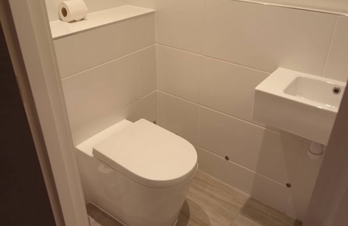 Southbourne Apartamento | Stunning 2 bedroom apartment, sea view & 2 minutes to beach. Sleeps 6 people.