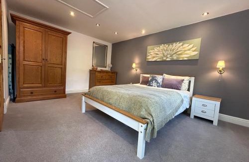 Scawton Casa | Stunning 2 Bedroom Stone Cottage, North York Moors