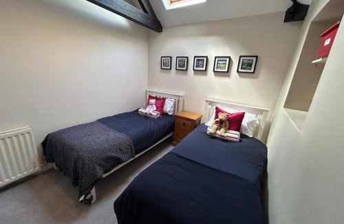 Scawton Casa | Stunning 2 Bedroom Stone Cottage, North York Moors