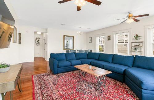 Lower Garden District Apartamento | Stunning 2BD luxury apt perfect NOLA location