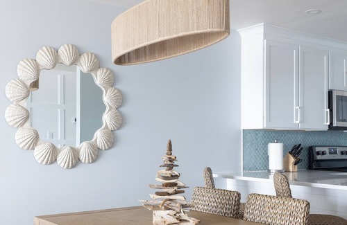 Pine Knoll Shores Condominio | Stunning 2BDR Oceanfront Condo in Peaceful Pine Knoll Shores