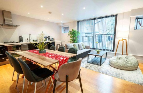 Fitzrovia Casa | Stunning 3-bed House in Central London