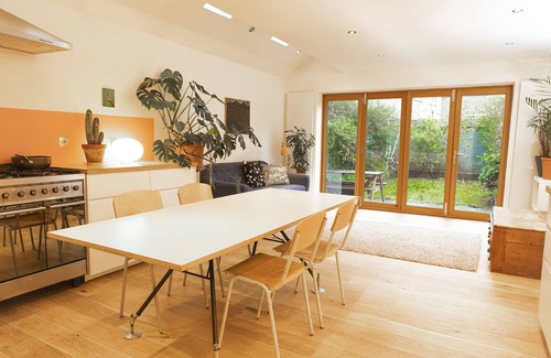 Bow West Casa | Stunning 3-bedroom townhouse in superb location