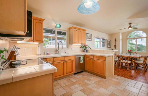 Kona Palisades Casa | Stunning 3-bedroom 2-bath home in Kailua Kona with AC sleeps 8