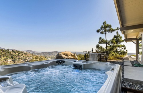 Mount Helix Villa | Stunning 360 deg views