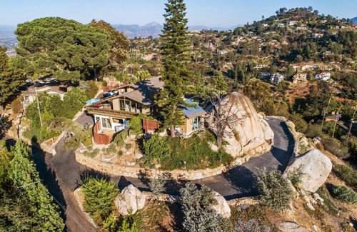 Mount Helix Villa | Stunning 360 deg views