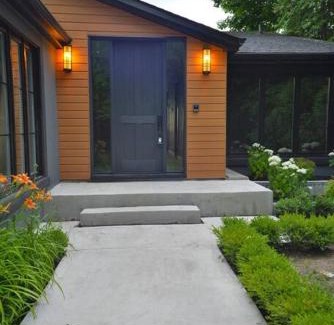 Alcona Casa | Stunning 3BR Lakefront Cottage Sauna Fireplace