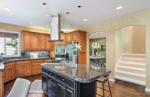 Northwest Portland Casa | Stunning 3BR Portland Home w/ Spacious Patio, Tree Views & Luxury Kitchen #41532