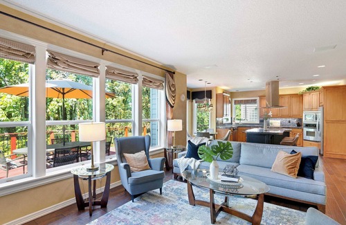 Northwest Portland Casa | Stunning 3BR Portland Home w/ Spacious Patio, Tree Views & Luxury Kitchen #41532