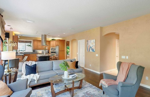 Northwest Portland Casa | Stunning 3BR Portland Home w/ Spacious Patio, Tree Views & Luxury Kitchen #41532