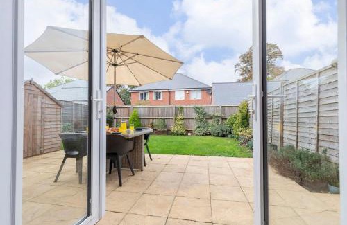 Cheltenham Casa | Stunning 4 Bed 3 Bathroom Home
