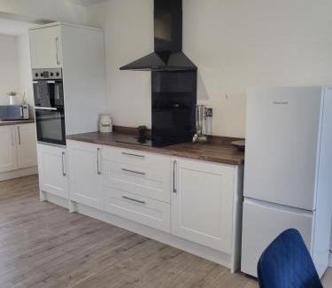 St Mary's Bay Casa | Stunning 4-Bed Beachfront Home Sea Views in Dymchurch