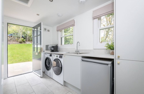 Killin Casa | Stunning 4 bed family home w/hot tub & huge garden