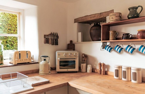 Chipping Norton Cabaña | Stunning 4-Bed Thatched Cottage in Oxfordshire