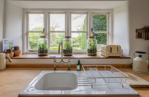 Chipping Norton Cabaña | Stunning 4-Bed Thatched Cottage in Oxfordshire