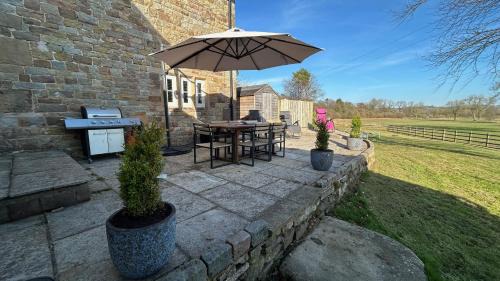 Winkhill Casa | Stunning 4 Bed Peak District Farmhouse - Alton Towers, Scarefest, Polar Bears, Chatsworth