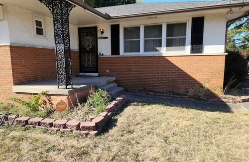 Columbus Casa | Stunning 4-bedroom all ensuite with a beautiful backyard. Plenty of free parking