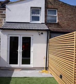 Selhurst Casa | Stunning 4-Bedroom Home Sleeps 6