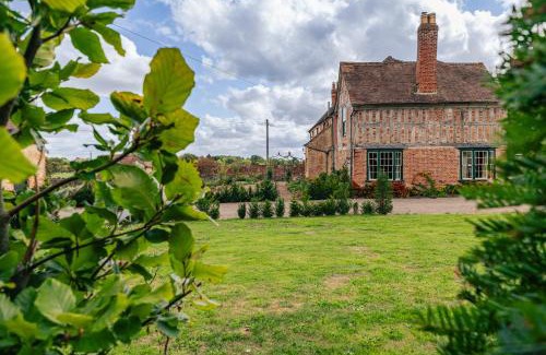 Forest of Dean Apartamento | Stunning 4-Bedroom Home in Worcestershire
