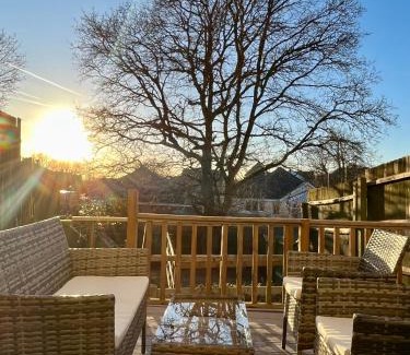 Colchester Casa | Stunning 4BR, Garden,Parking - Oakview