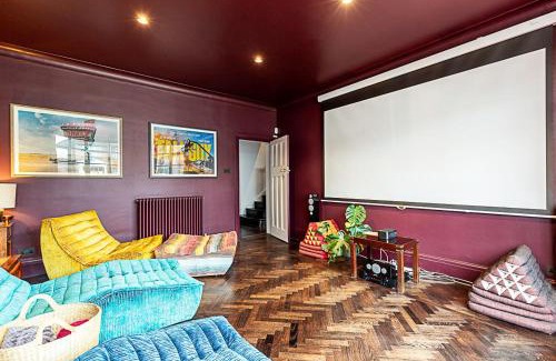 Mapesbury Casa | Stunning 5 Bed House in Willesden Green!
