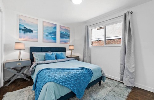 Sunnyside Casa | Stunning 5-Bedroom Home in DEN