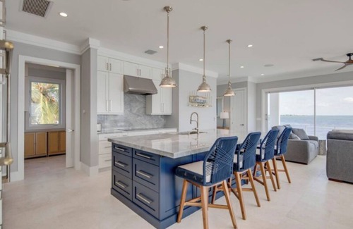 Big Pine Key Casa | Stunning 5 Bedroom Open Water Pool Home With Great Boating