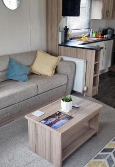 Rhuddlan Otro | Stunning 6 Berth Caravan At Sun Valley Caravan Park, Rhyl Ref 81039N