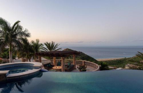 Pedregal Villa | Stunning 6BD Pedregal Villa Maria