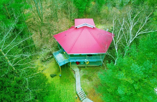 Brighton Cabaña | Stunning all season cottage