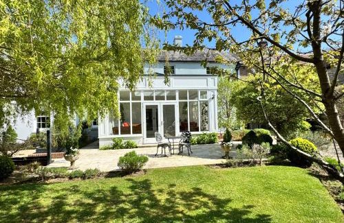 Holworth Casa | Stunning and luxurious Manor House holiday home