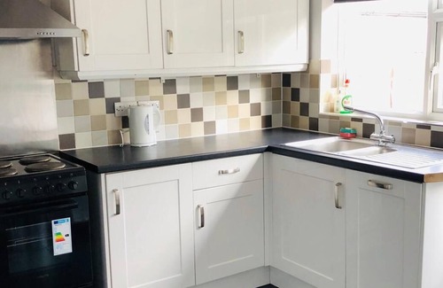 Loughborough Casa | Stunning and Modest 6 bedroom house