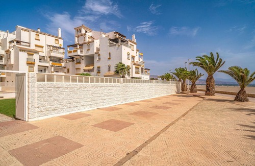 Roquetas de Mar Apartamento | Stunning apartment in Roquetas de Mar