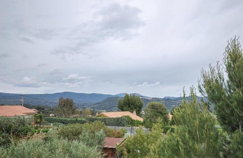 La Cadiere-d'Azur Apartamento | Stunning apartment in La Cadire DAzur with 1 Bedrooms, WiFi and Outdoor swimming pool