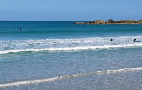 Trevou-Treguignec Apartamento | Stunning Apartment In Trevou Treguignec