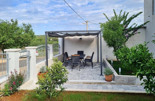 Donje Rastane Apartamento | Impresionante apartamento en Donje.