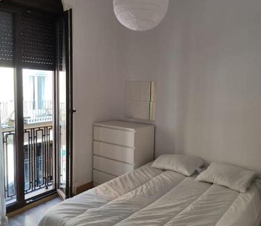 Barrio de La Latina Apartamento | Stunning apartment for 7 pax - CvB
