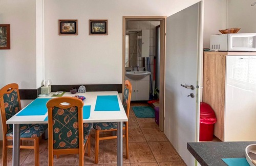 Gornji Karin Apartamento | Impresionante apartamento en Gornji.
