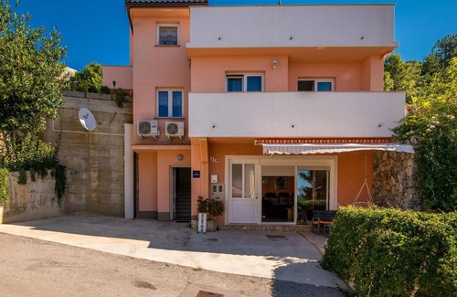 Stara Baska Apartamento | Impresionante apartamento en Stara.