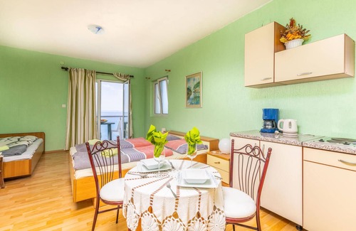 Stara Baska Apartamento | Impresionante apartamento en Stara.
