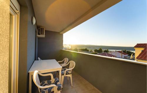 Gornji Karin Apartamento | Stunning Apartment In Gornji Karin