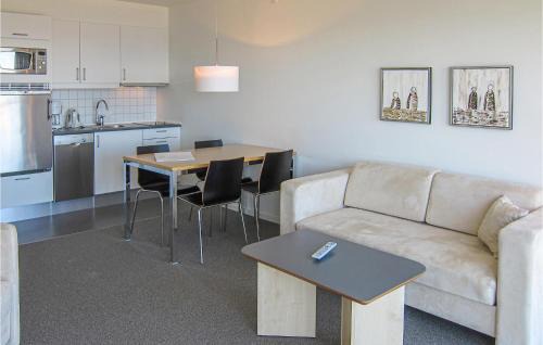 Sandvig Apartamento | Stunning Apartment In Allinge With Wifi
